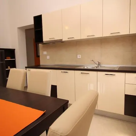 In Mit Eigenem Balkon By Interhome