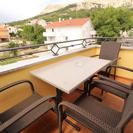 Apartament In Mit Eigenem Balkon By Interhome Baška