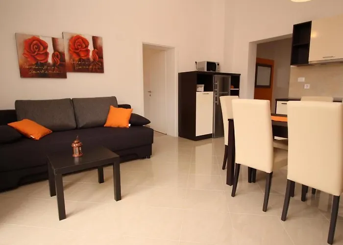 In Mit Eigenem Balkon By Interhome *